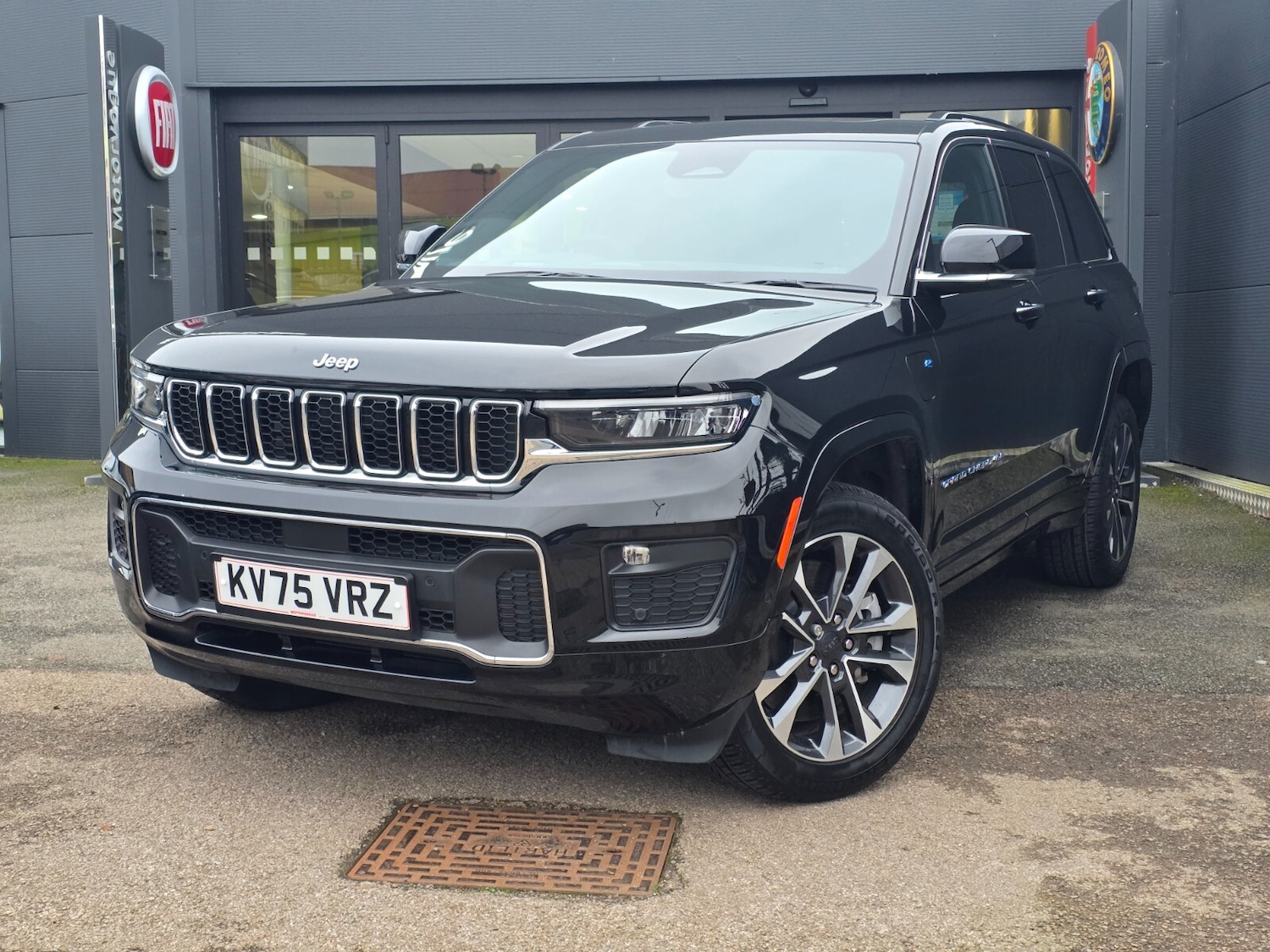 Used Jeep Grand Cherokee 2025 for sale - 76966564: Photo 3