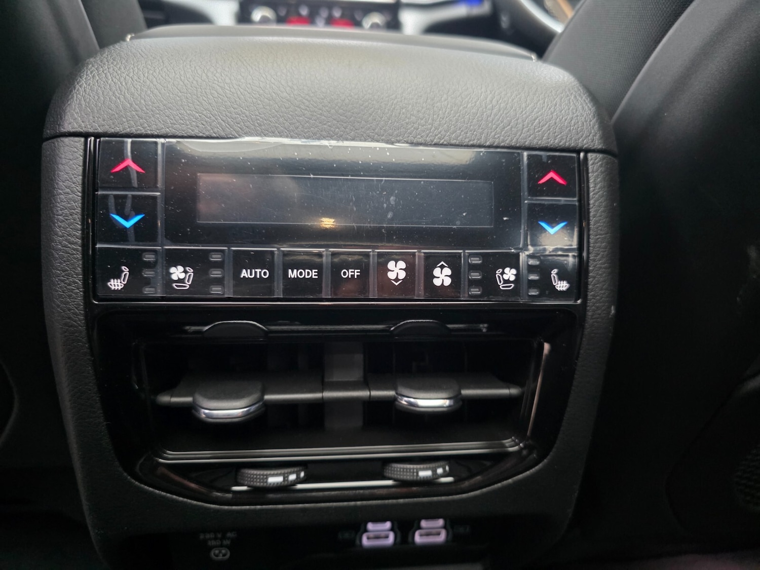 Used Jeep Grand Cherokee 2025 for sale - 76966564: Photo 30