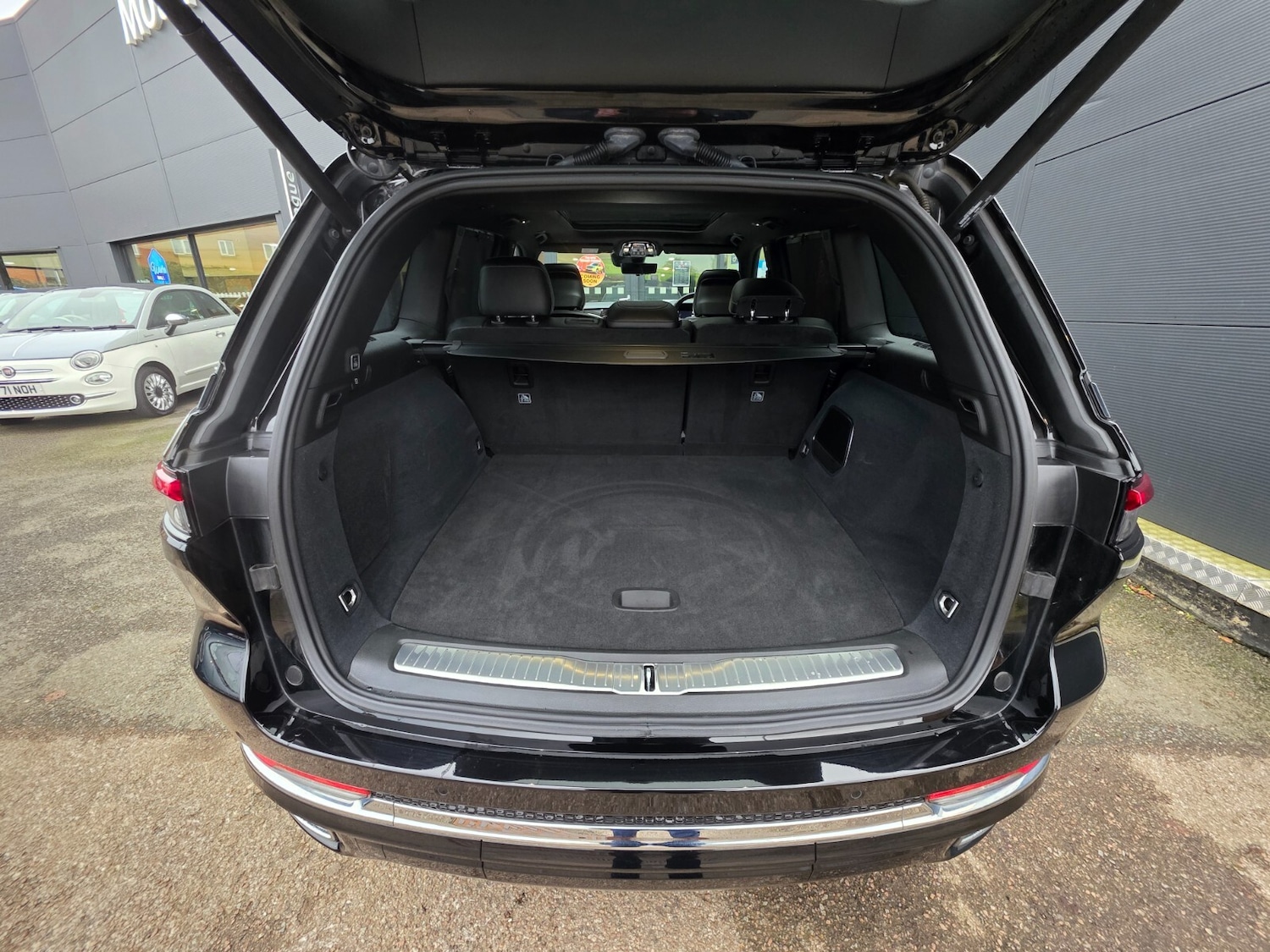 Used Jeep Grand Cherokee 2025 for sale - 76966564: Photo 31