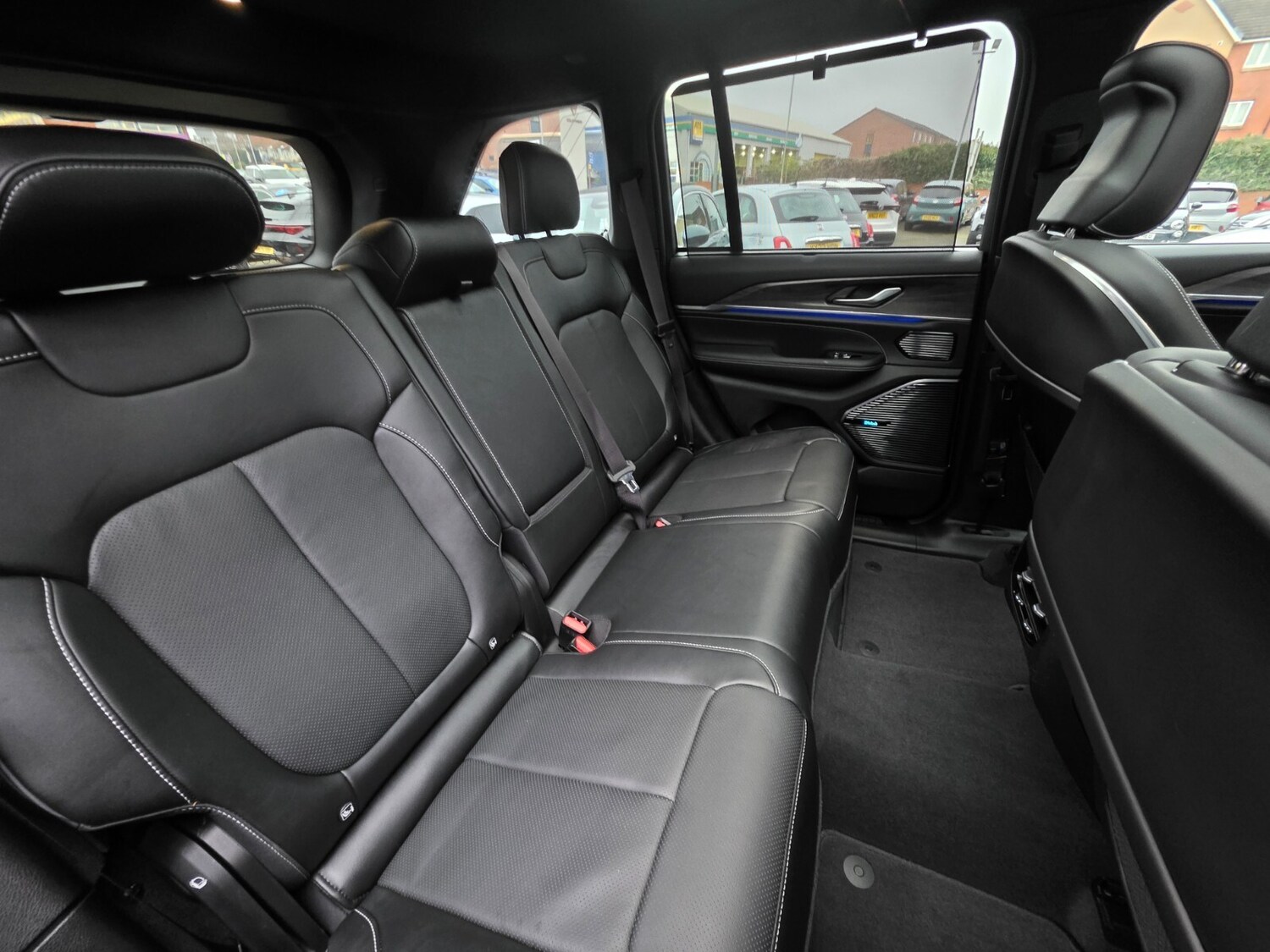 Used Jeep Grand Cherokee 2025 for sale - 76966564: Photo 35