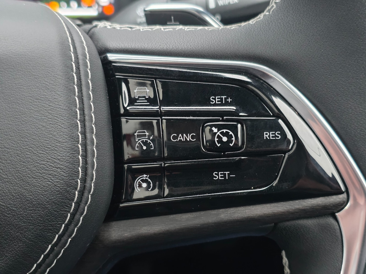 Used Jeep Grand Cherokee 2025 for sale - 76966564: Photo 44