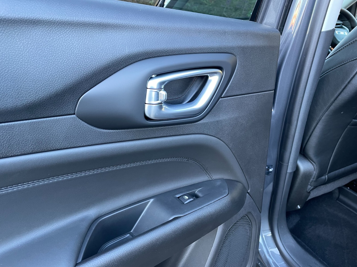 Used Jeep Compass 2023 for sale - 76487405: Photo 40