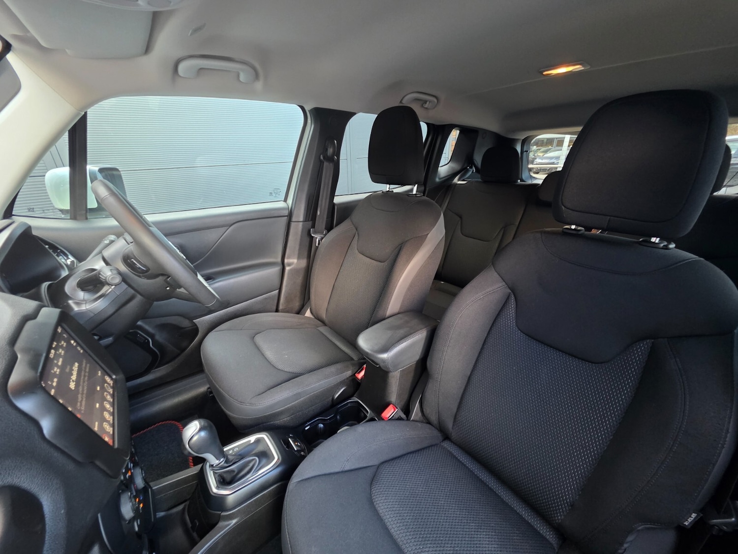 Used Jeep Renegade 2022 for sale - 77927361: Photo 27