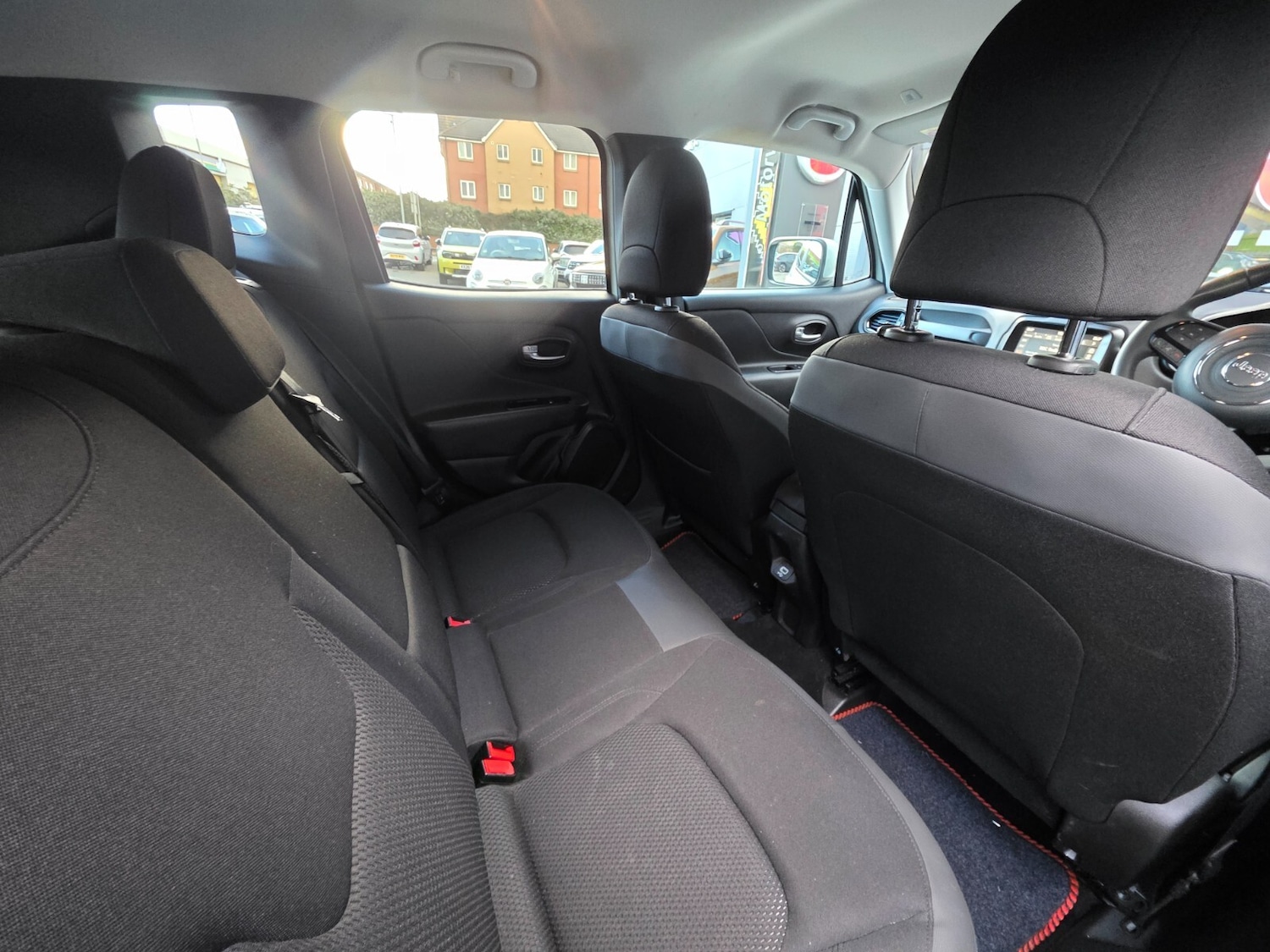 Used Jeep Renegade 2022 for sale - 77927361: Photo 30