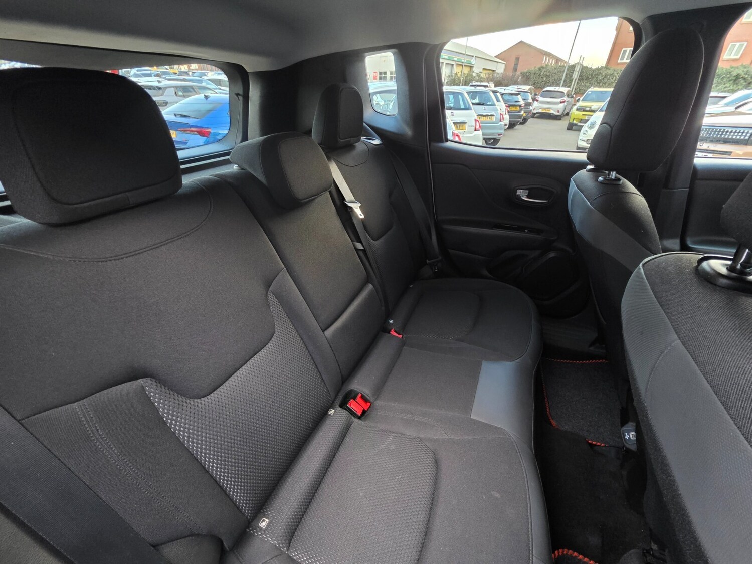 Used Jeep Renegade 2022 for sale - 77927361: Photo 31