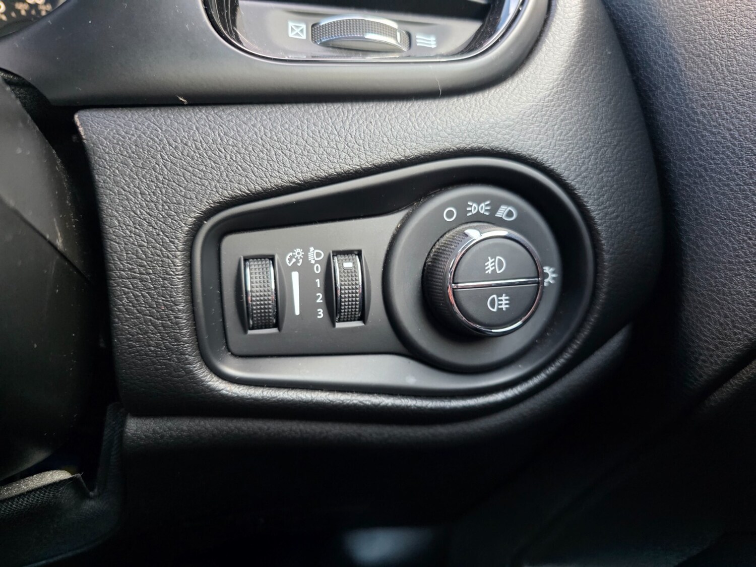 Used Jeep Renegade 2022 for sale - 77927361: Photo 47