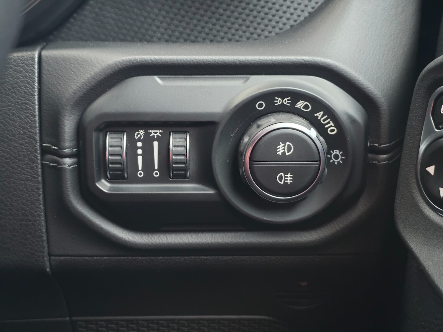 Used Jeep Wrangler 2025 for sale - 76901515: Photo 35