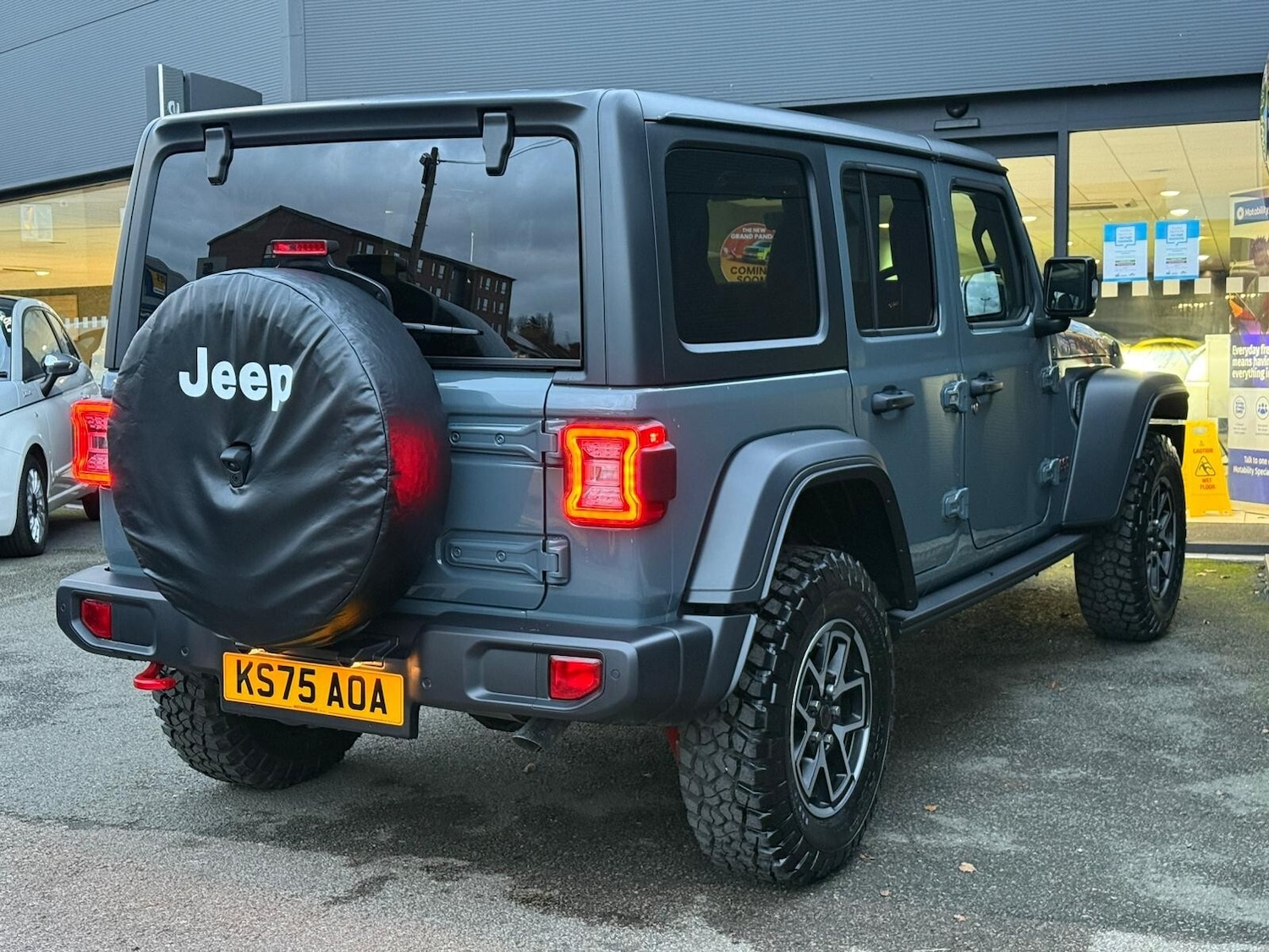 Used Jeep Wrangler 2025 for sale - 76901515: Photo 6