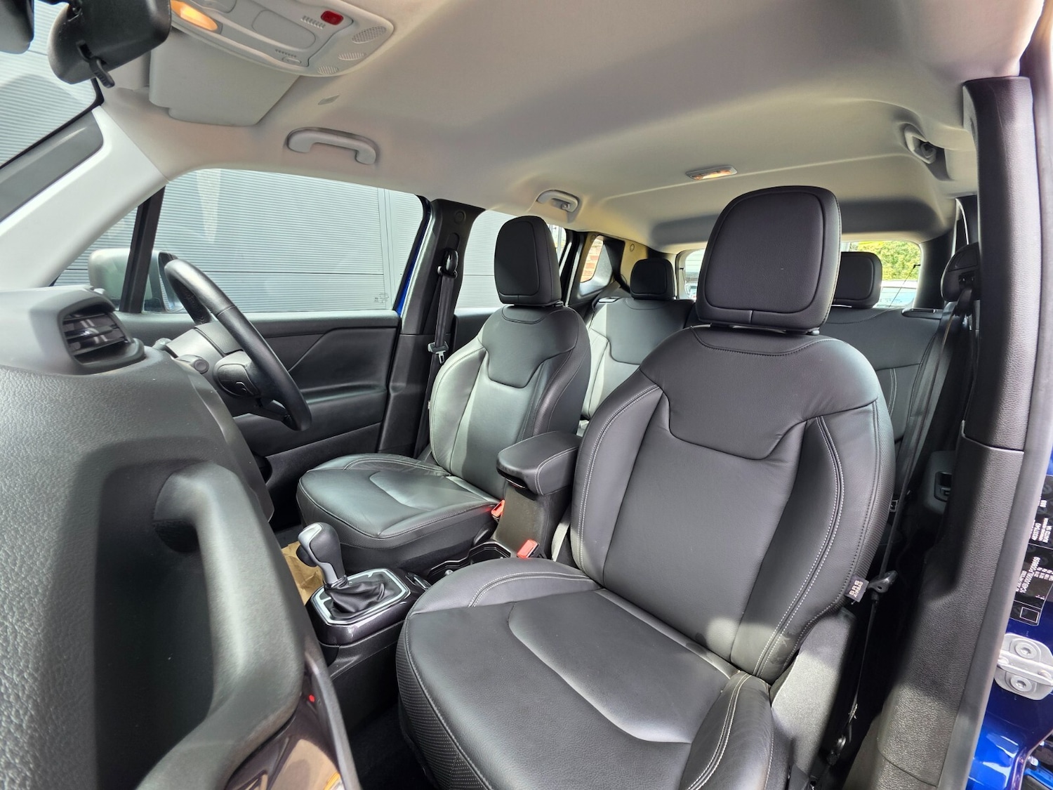 Used Jeep Renegade 2021 for sale - 76868712: Photo 24