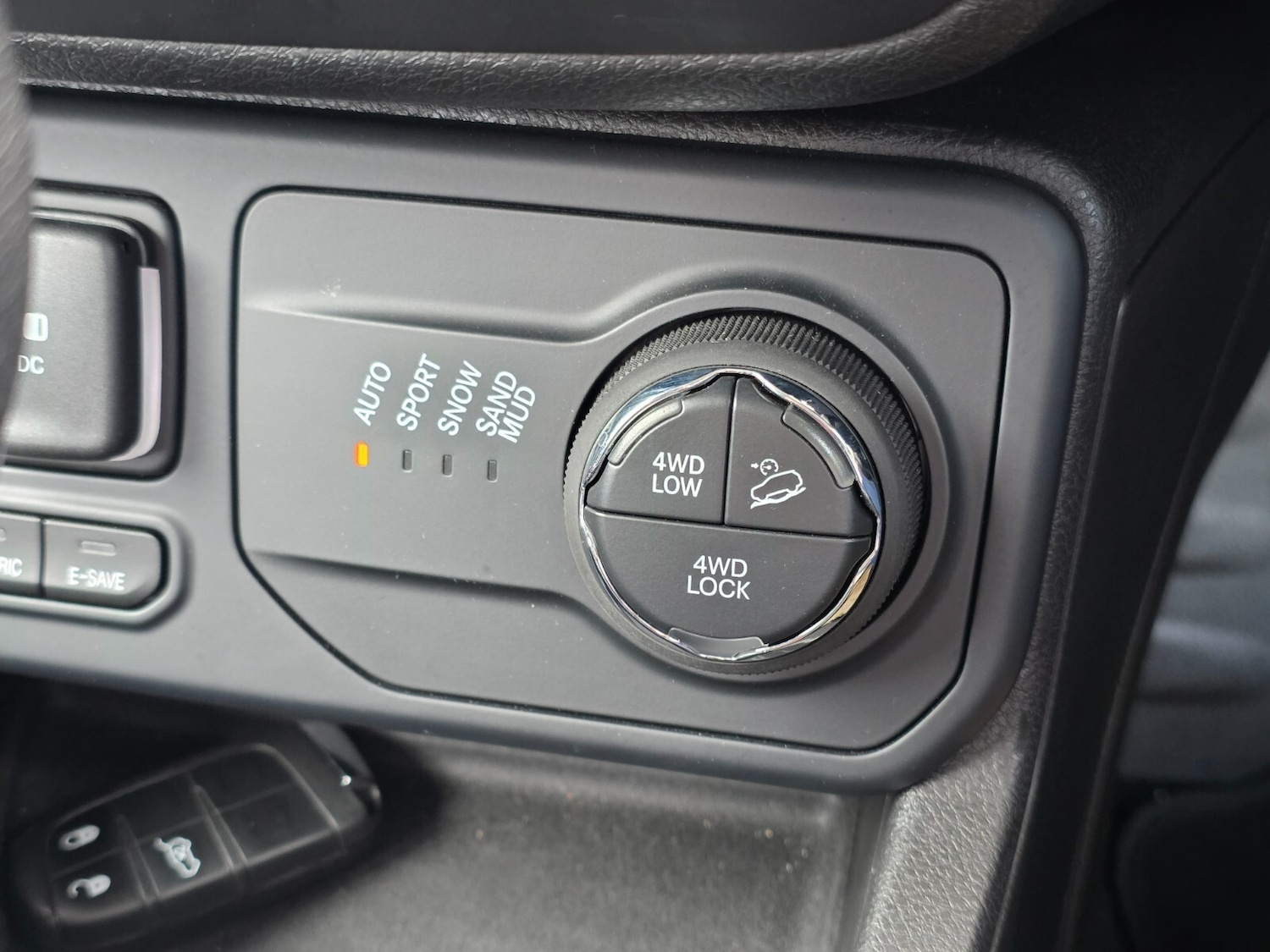 Used Jeep Renegade 2021 for sale - 76868712: Photo 45