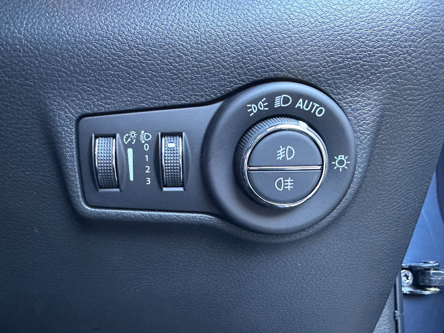 Used Jeep Compass 2023 for sale - 76487475: Photo 37