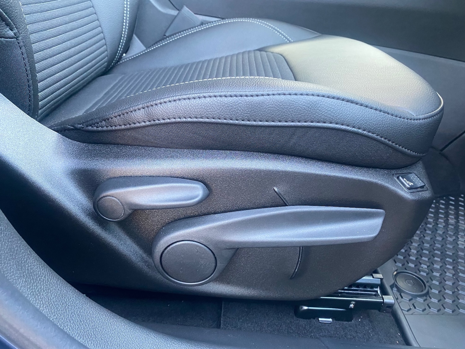 Used Jeep Compass 2023 for sale - 76868981: Photo 57