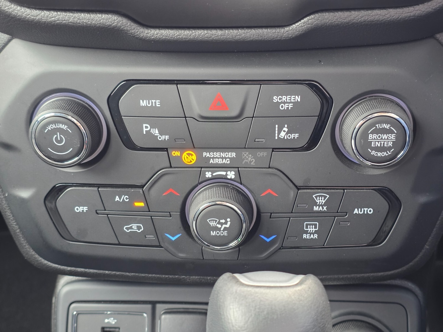 Used Jeep Renegade 2021 for sale - 76487331: Photo 42