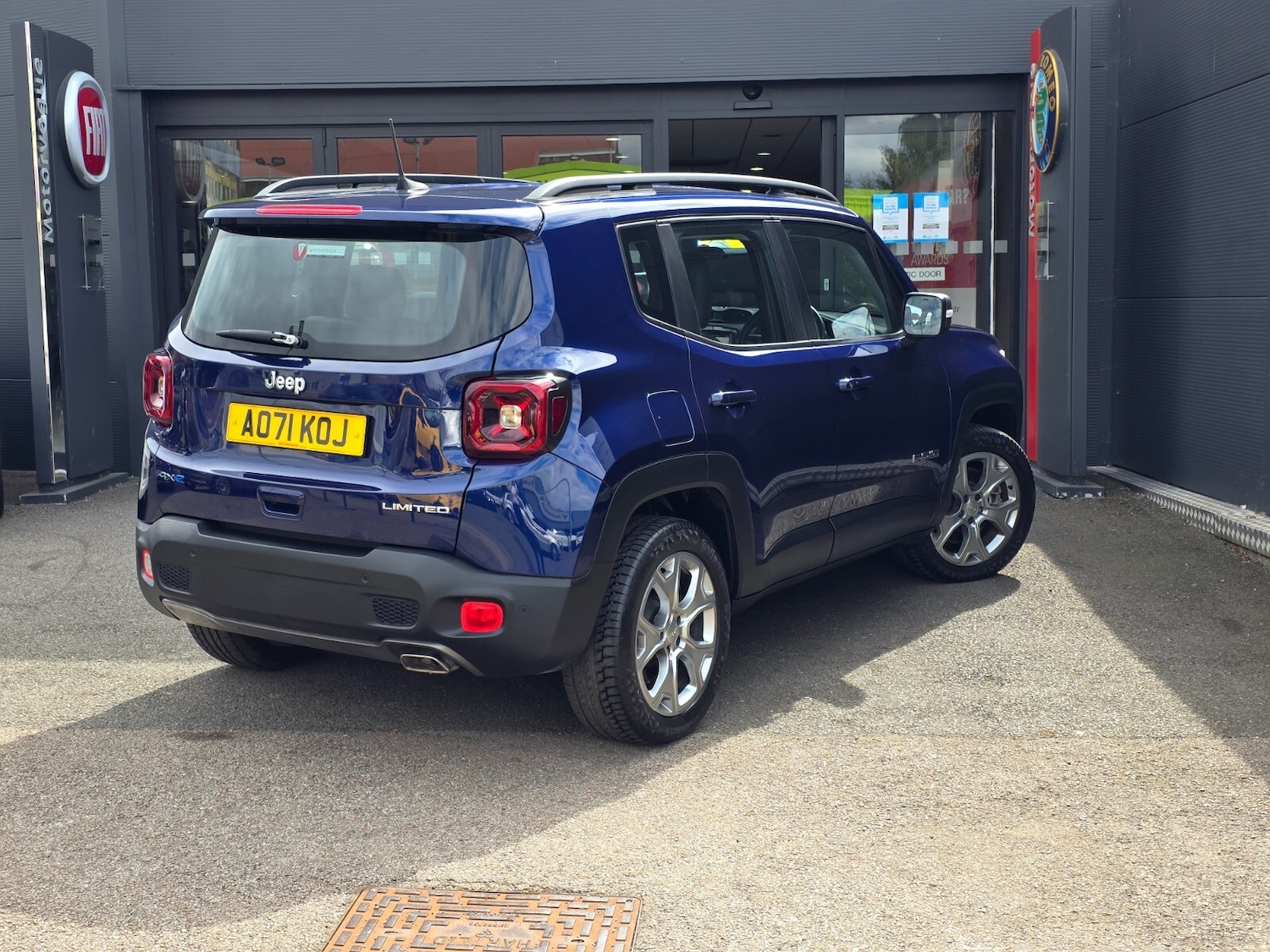 Used Jeep Renegade 2021 for sale - 76487331: Photo 8