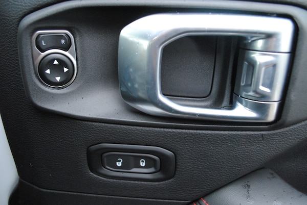 Used Jeep Wrangler 2024 for sale - 75354779: Photo 15