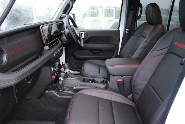 Used Jeep Wrangler 2024 for sale - 75354779: Photo 43