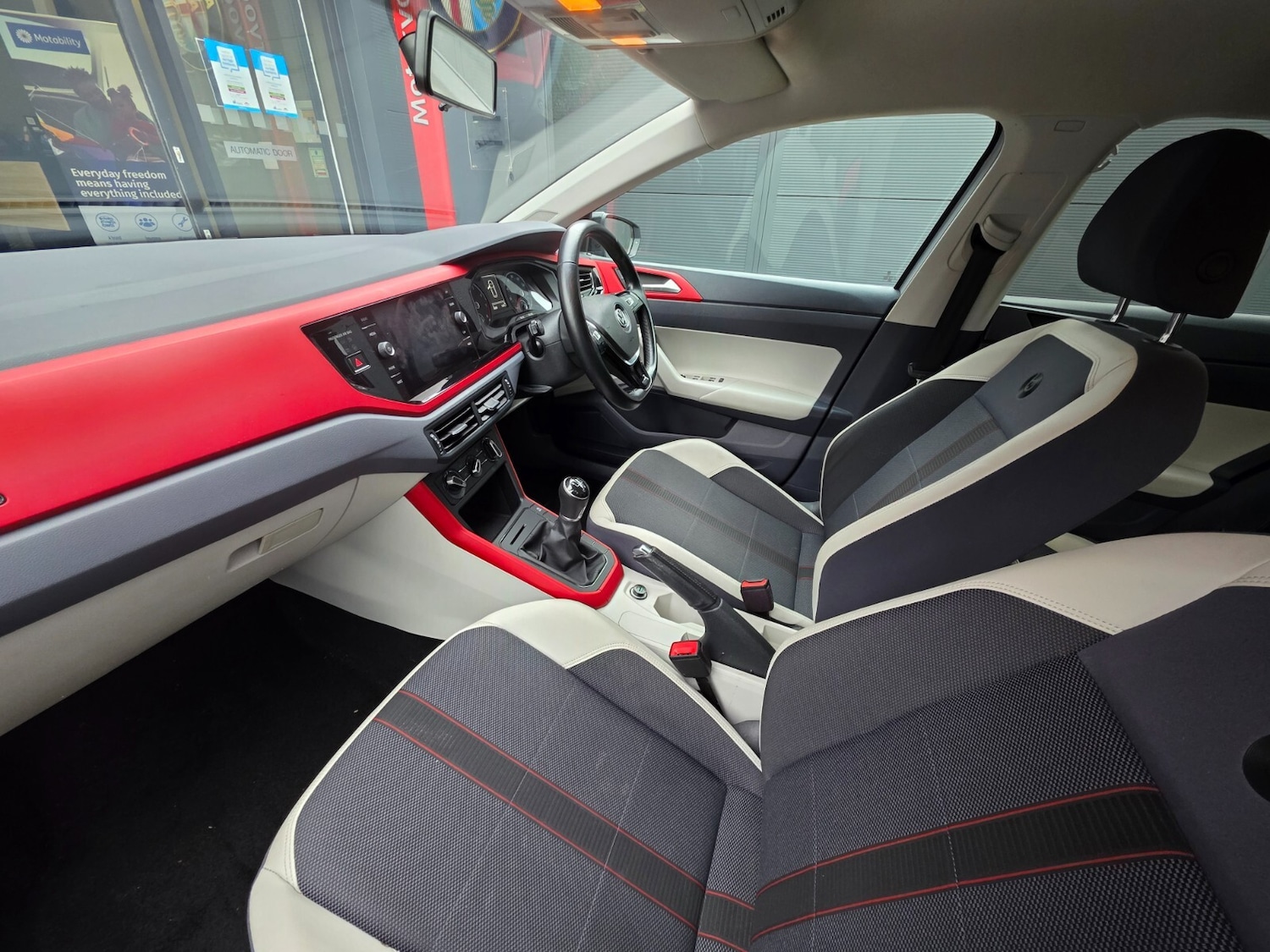 Used Volkswagen Polo 2018 for sale - 77055599: Photo 26