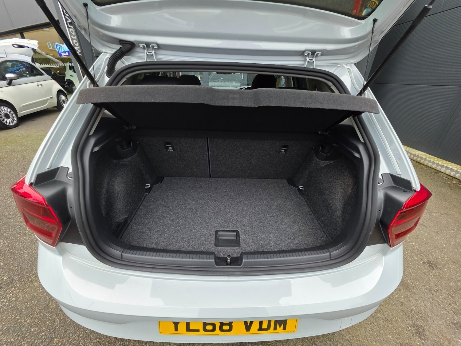 Used Volkswagen Polo 2018 for sale - 77055599: Photo 32