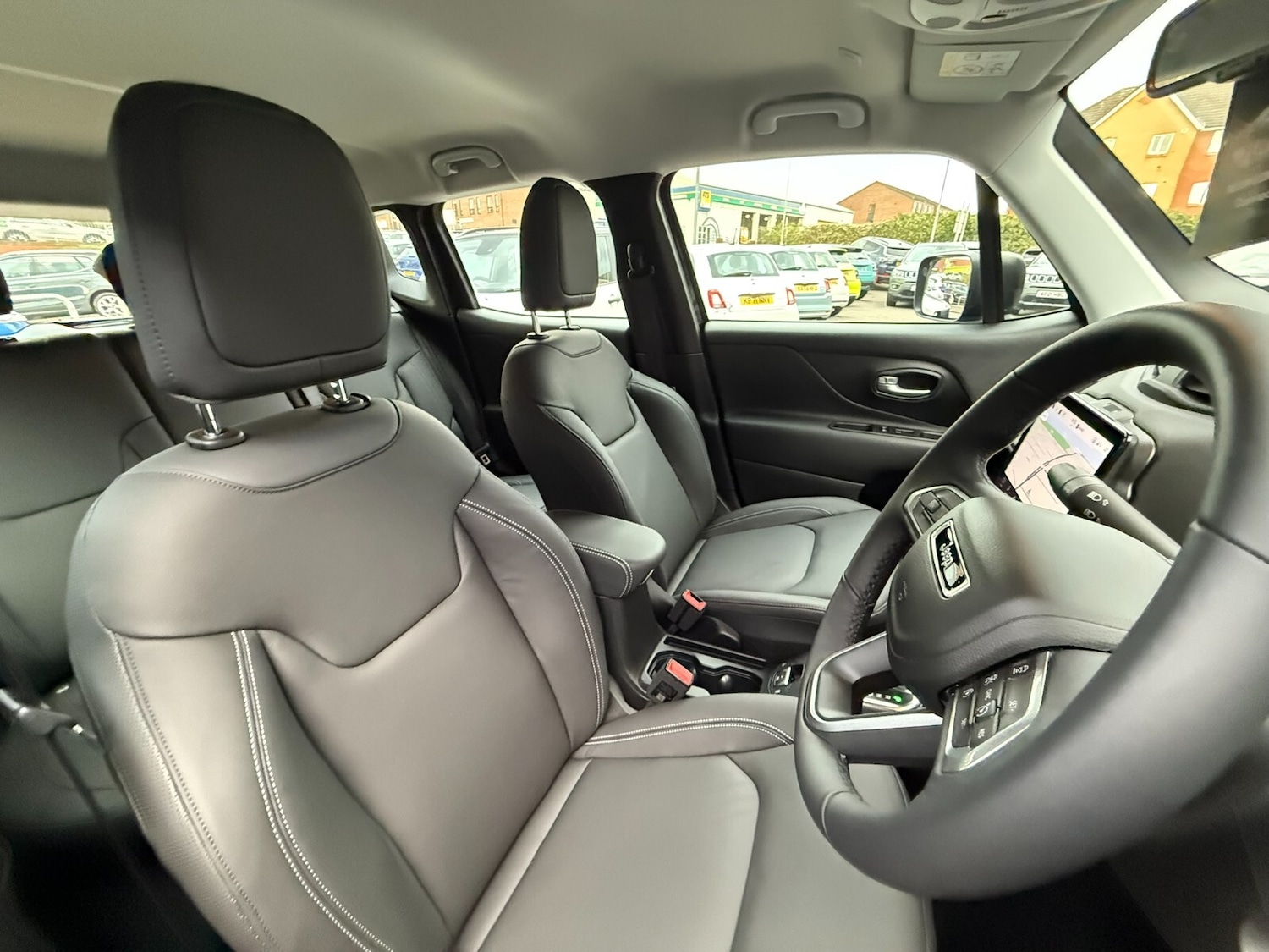 Used Jeep Renegade 2025 for sale - 76870097: Photo 33