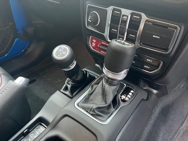 Used Jeep Wrangler 2024 for sale - 75354677: Photo 12