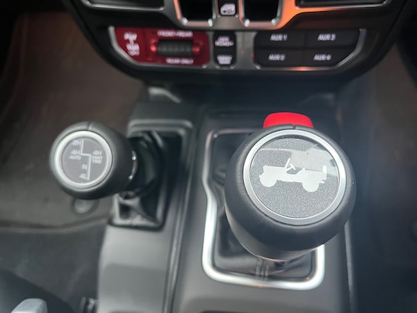 Used Jeep Wrangler 2024 for sale - 75354677: Photo 16