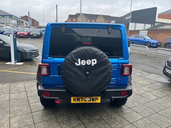 Used Jeep Wrangler 2024 for sale - 75354677: Photo 8