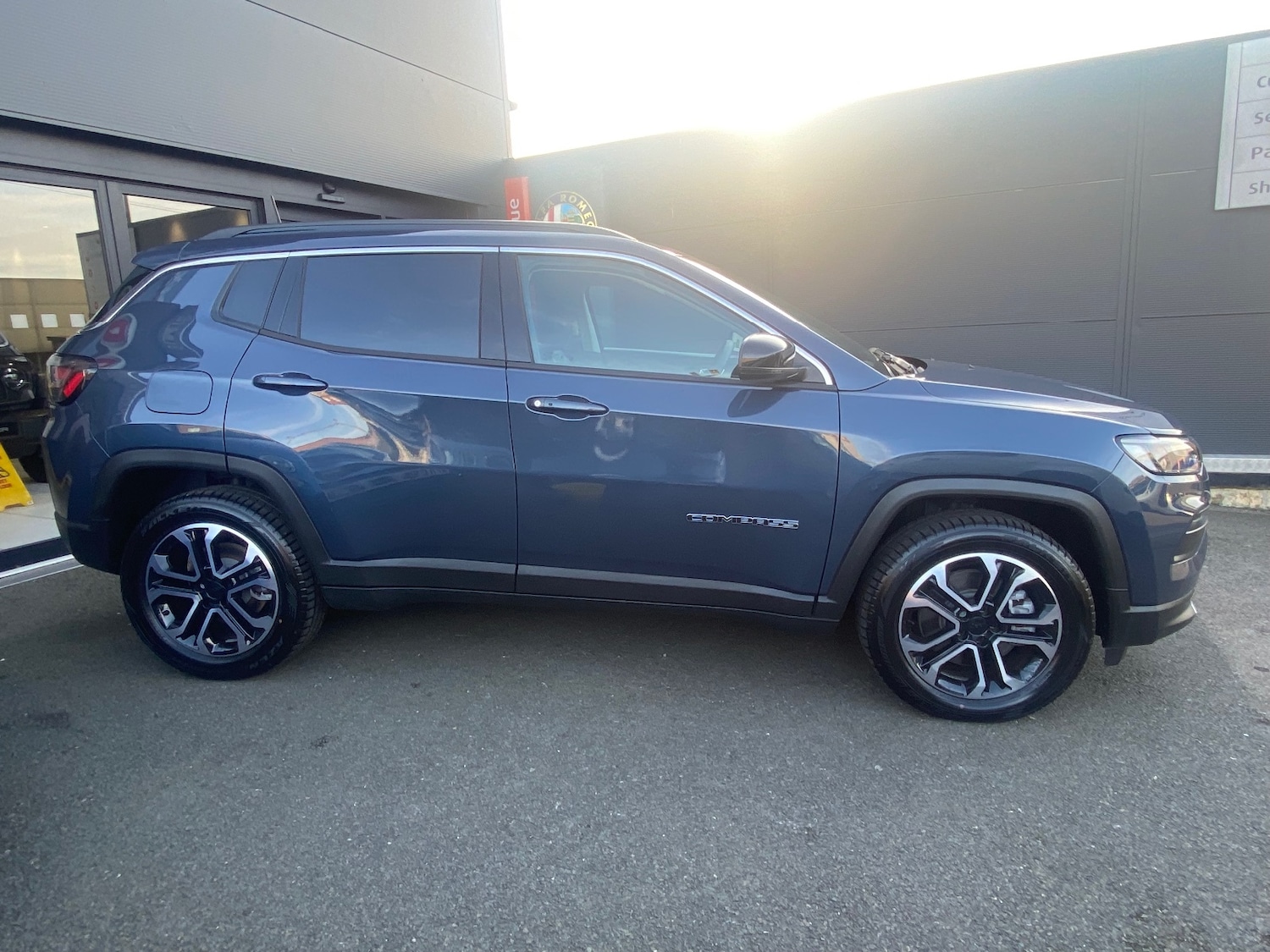 Used Jeep Compass 2023 for sale - 76487495: Photo 12
