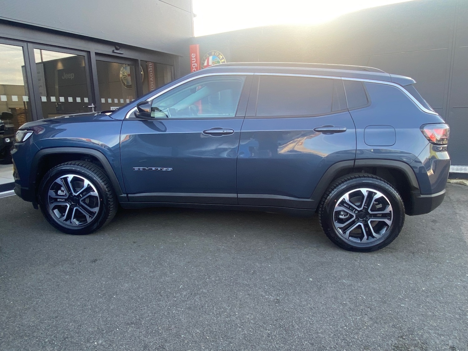 Used Jeep Compass 2023 for sale - 76487495: Photo 6