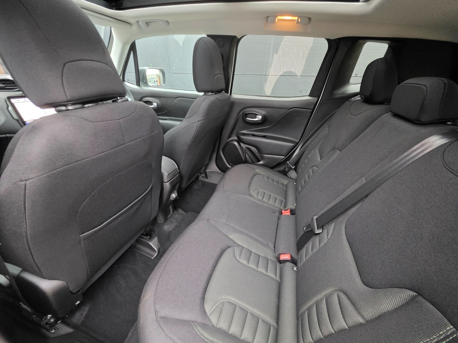 Used Jeep Renegade 2025 for sale - 76869054: Photo 27