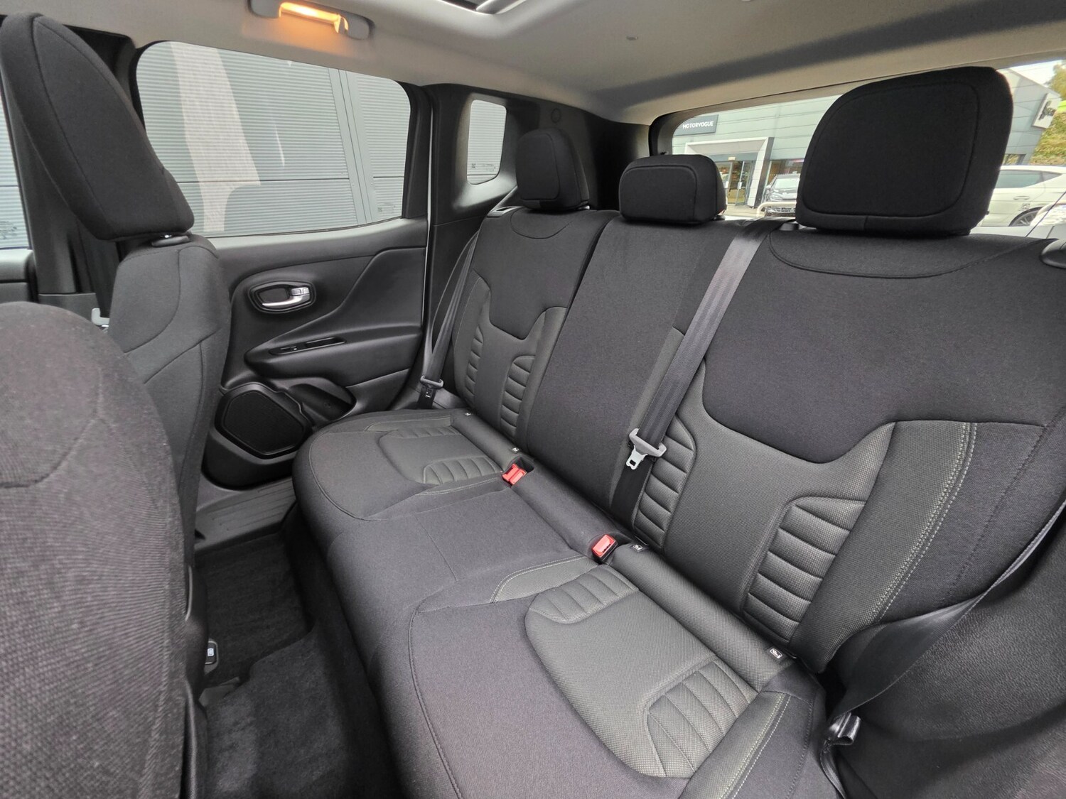 Used Jeep Renegade 2025 for sale - 76869054: Photo 28