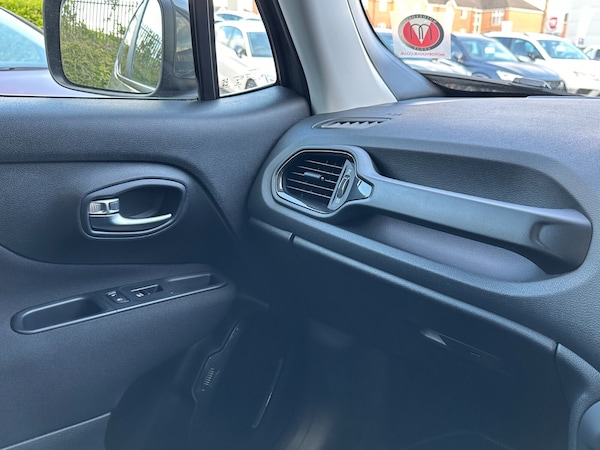Used Jeep Renegade 2021 for sale - 75354700: Photo 20
