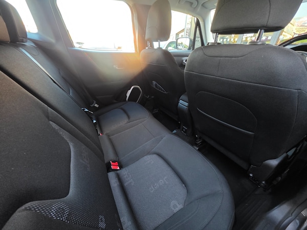 Used Jeep Renegade 2017 for sale - 76116818: Photo 30