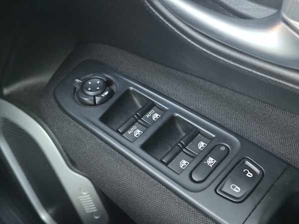 Used Jeep Renegade 2017 for sale - 76116818: Photo 35