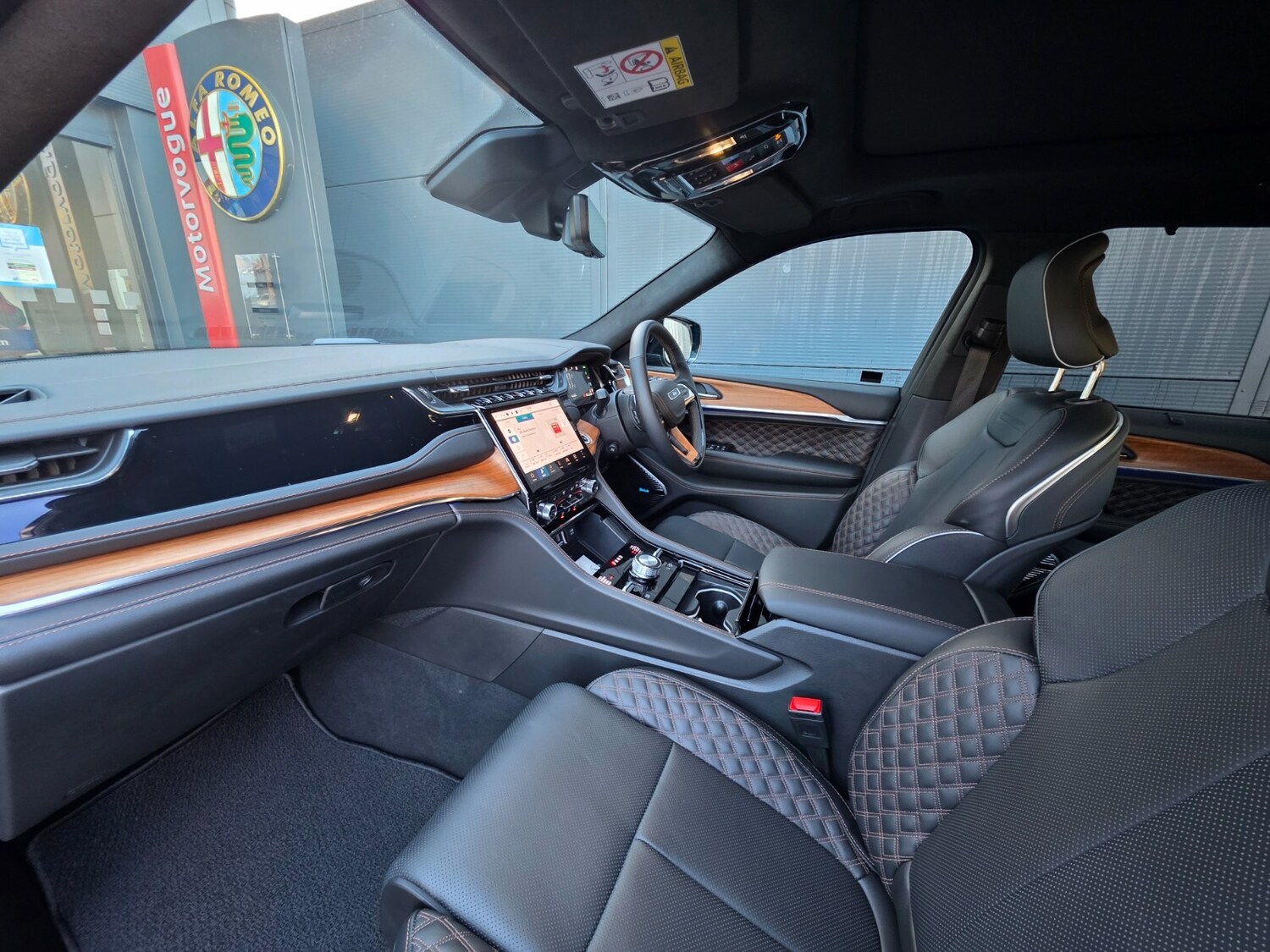 Used Jeep Grand Cherokee 2025 for sale - 76869818: Photo 31