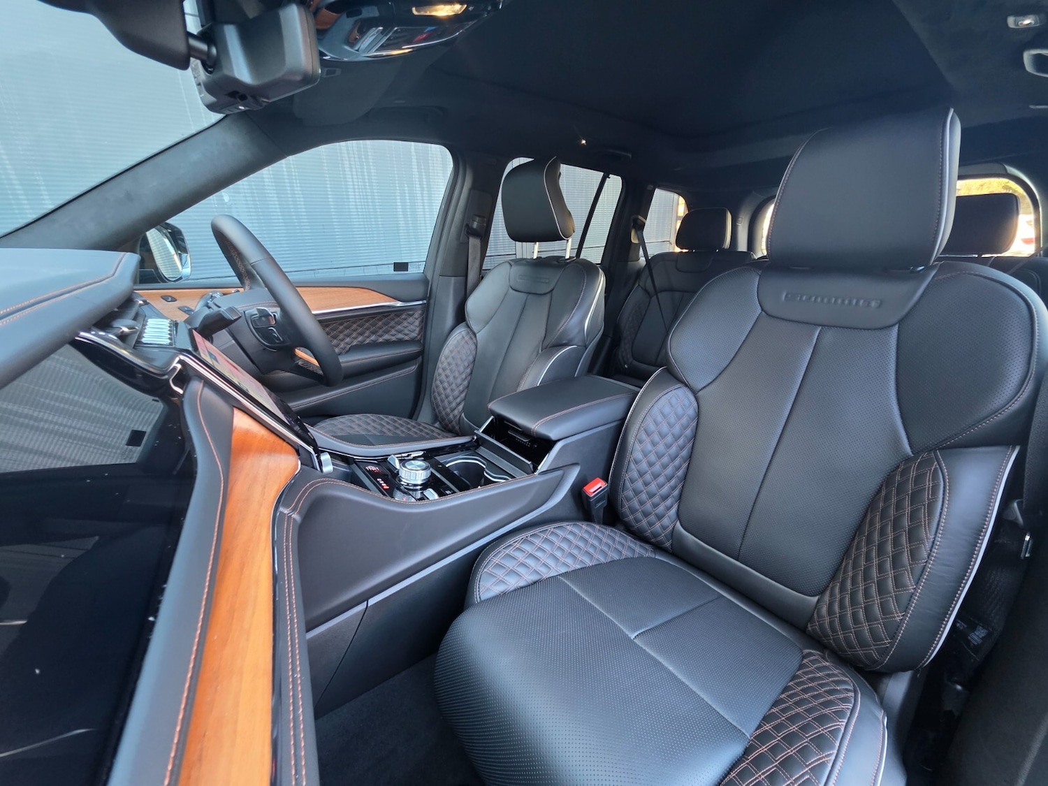 Used Jeep Grand Cherokee 2025 for sale - 76869818: Photo 32