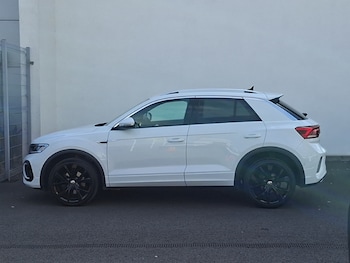 Used Volkswagen T-Roc 2022 for sale - 79549986: Photo