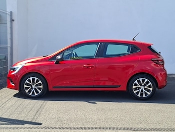 Used Renault Clio 2023 for sale - 79420016: Photo