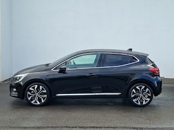 Used Renault Clio 2023 for sale - 78560052: Photo