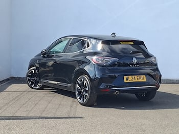 Used Renault Clio 2024 for sale - 79642220: Photo