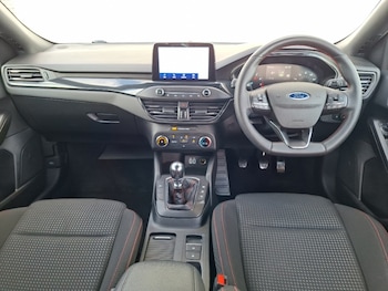 Used Ford Focus 2022 for sale - 78865623: Photo