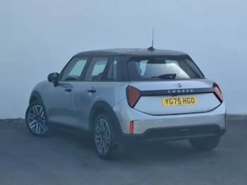 Used MINI Cooper 2025 for sale - 79823003: Photo