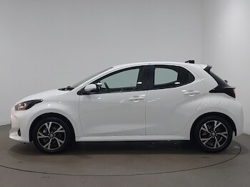Used Toyota Yaris 2025 for sale - 78475201: Photo