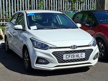 Used Hyundai i20 2019 for sale - 79092166: Photo