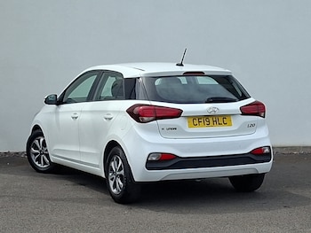 Used Hyundai i20 2019 for sale - 79092166: Photo