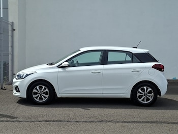 Used Hyundai i20 2019 for sale - 79092166: Photo