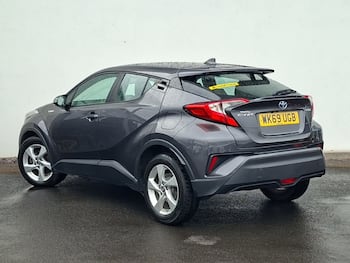 Used Toyota C-HR 2019 for sale - 79782613: Photo