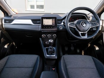 Used Renault Captur 2023 for sale - 78474061: Photo