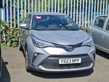 Used Toyota C-HR 2023 for sale - 79139320: Photo