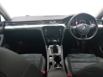 Used Volkswagen Passat 2019 for sale - 78518974: Photo