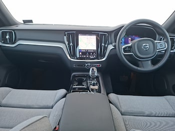 Used Volvo V60 2023 for sale - 78945621: Photo